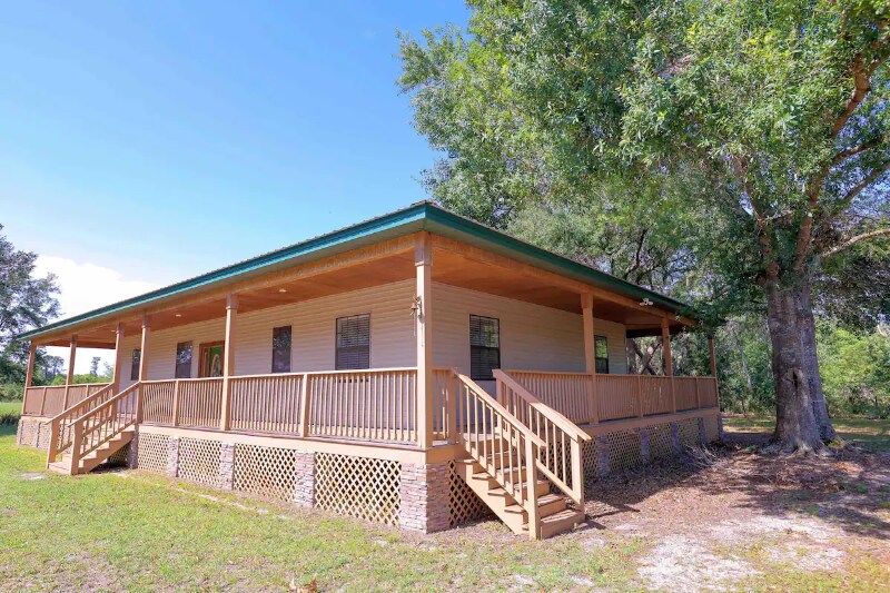 5525 Mitchell Bridges Rd in Clermont, FL - Foto de edificio
