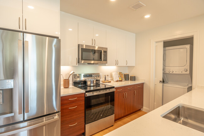 192 Sherman Rd, Unit 731 in Boston College, MA - Foto de edificio - Building Photo