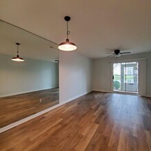 3694 Clay Pond Village Ln in Myrtle Beach, SC - Foto de edificio - Building Photo