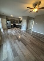 100 Muddy Spgs Ln in Bardstown, KY - Building Photo