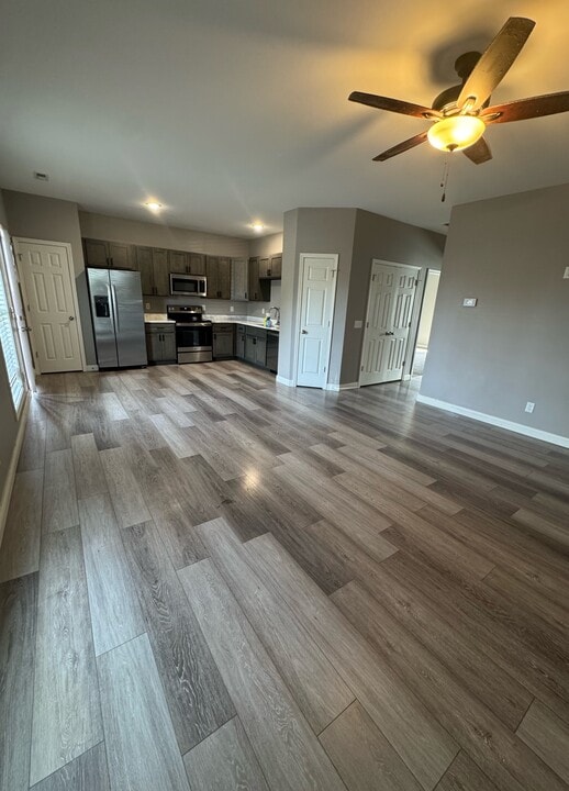 100 Muddy Spgs Ln in Bardstown, KY - Building Photo