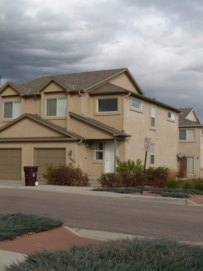 5603-5614 Towson Vw in Colorado Springs, CO - Foto de edificio - Building Photo