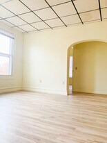 148 N Champlain St in Burlington, VT - Building Photo