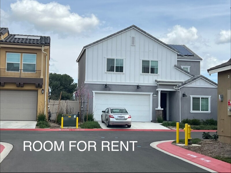 12357 Van Gogh Pl in Yucaipa, CA - Foto de edificio