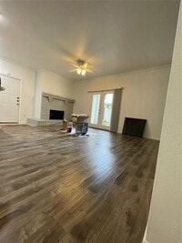 2425 Augusta Dr photo'