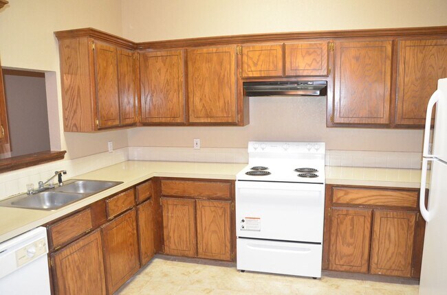 2709 Belknap Ave in Norman, OK - Building Photo - Building Photo