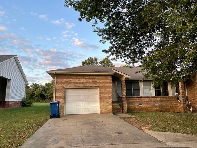 property at 1006 Northwood Dr