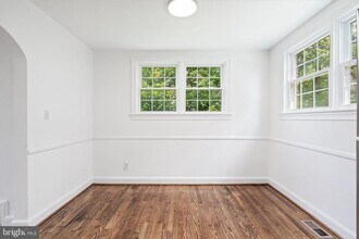 1604 Peach St in Alexandria, VA - Building Photo - Building Photo