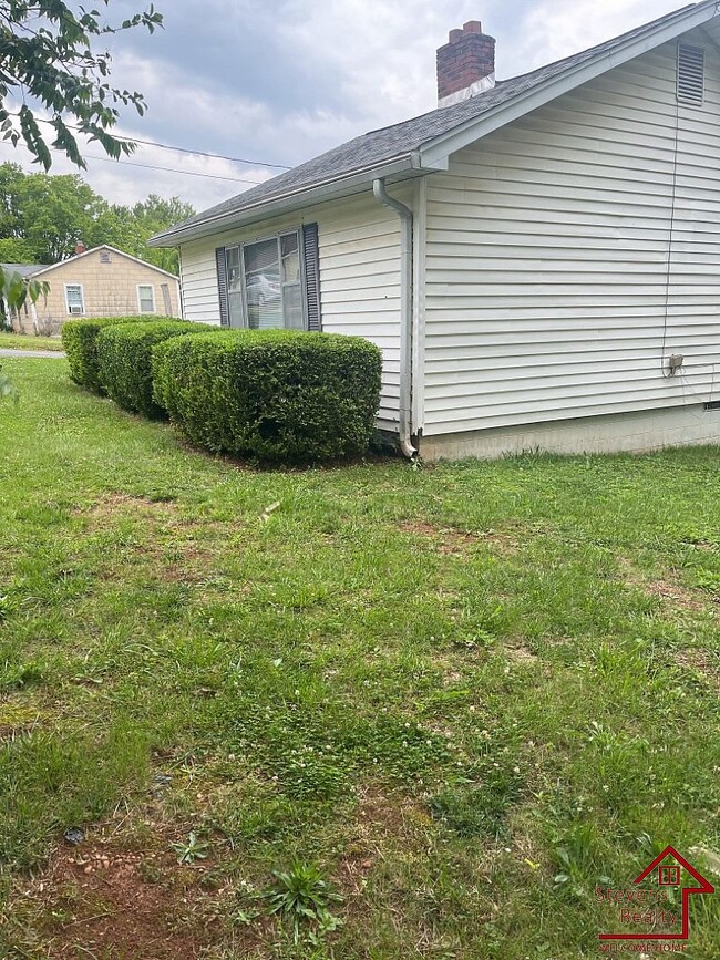 317 Susong Dr in Knoxville, TN - Building Photo - Building Photo