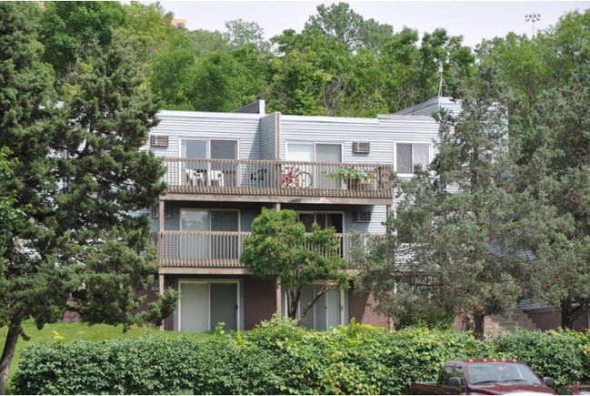 Southwood Flats in Mankato, MN - Building Photo - Building Photo