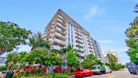 245 18th St, Unit 801 in Miami Beach, FL - Foto de edificio - Building Photo