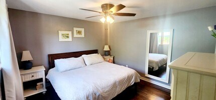 31 Norfolk Dr in Coraopolis, PA - Building Photo - Building Photo