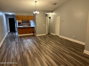 11608 Dunes Way Dr N in Jacksonville, FL - Building Photo - Building Photo