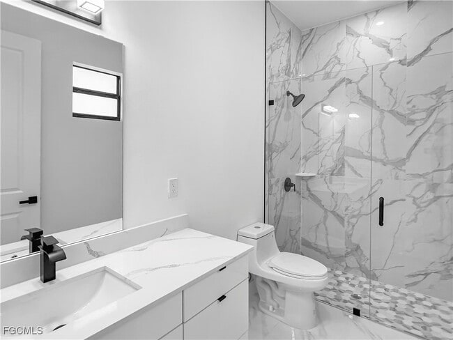 property at 916 Sara Ave N