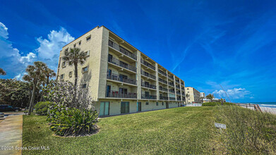 1465 Jimmy Buffett Mem Hwy in Satellite Beach, FL - Building Photo - Building Photo