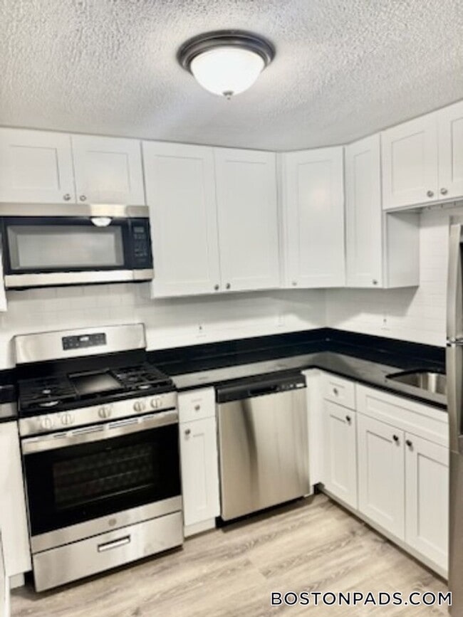 property at 6 Buxton Ave