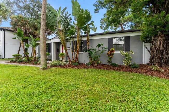 4008 W Swann Ave in Tampa, FL - Building Photo - Building Photo