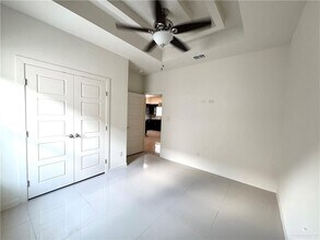 19 Sabercat Ave in Edinburg, TX - Building Photo - Building Photo