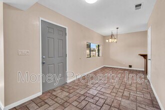 622 Patricia Ln in El Cajon, CA - Foto de edificio - Building Photo