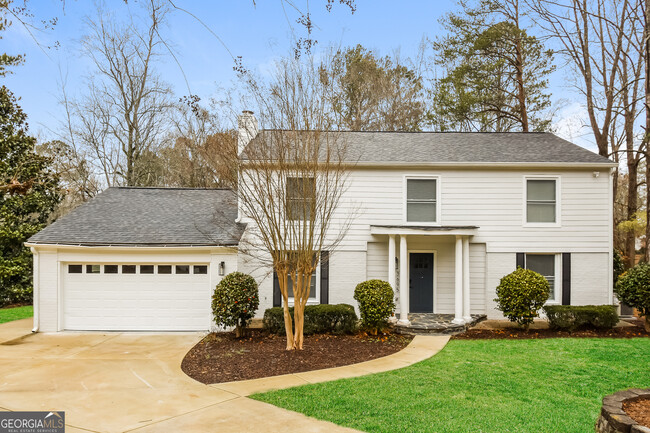 property at 3695 Fox Hills Dr SE