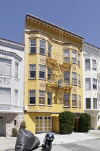 3560 Pierce St in San Francisco, CA - Building Photo - Building Photo