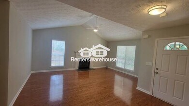 7713 Tara Rd in Jonesboro, GA - Building Photo - Building Photo