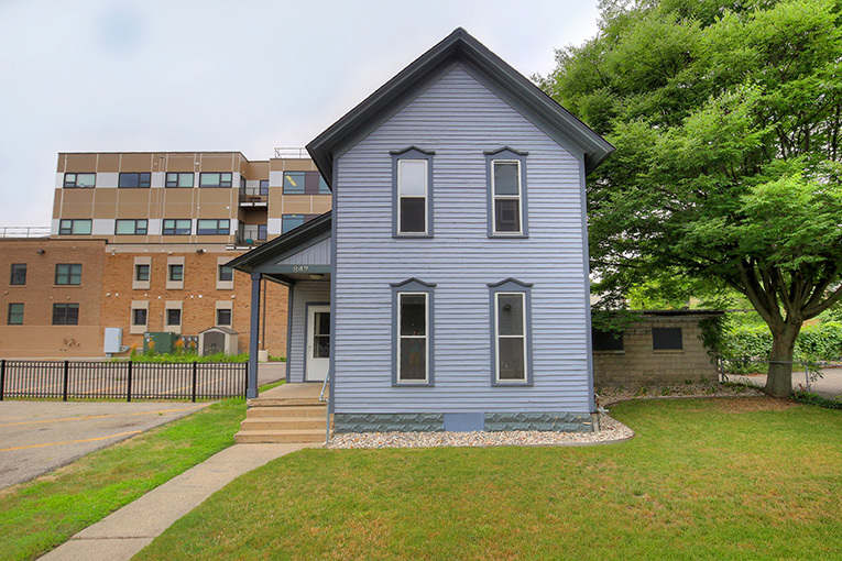 843 Cherry St SE in Grand Rapids, MI - Building Photo