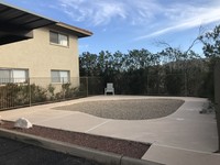 7542 E Carefree Dr, Unit 1 in Carefree, AZ - Foto de edificio - Building Photo