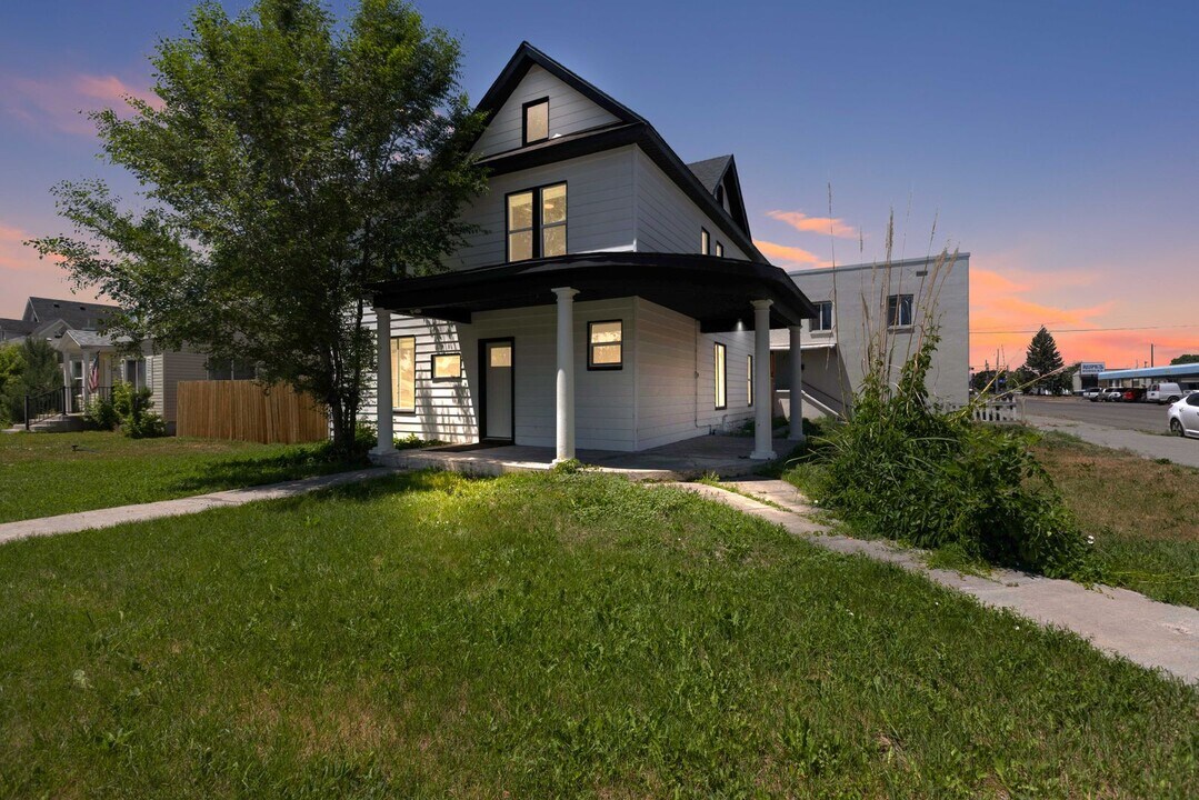 291 N Shilling Ave in Blackfoot, ID - Foto de edificio