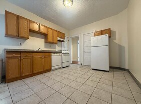 25 Forest St in Cambridge, MA - Building Photo