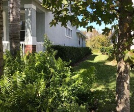 8407 Lagerfeld Dr in Land O Lakes, FL - Building Photo - Building Photo