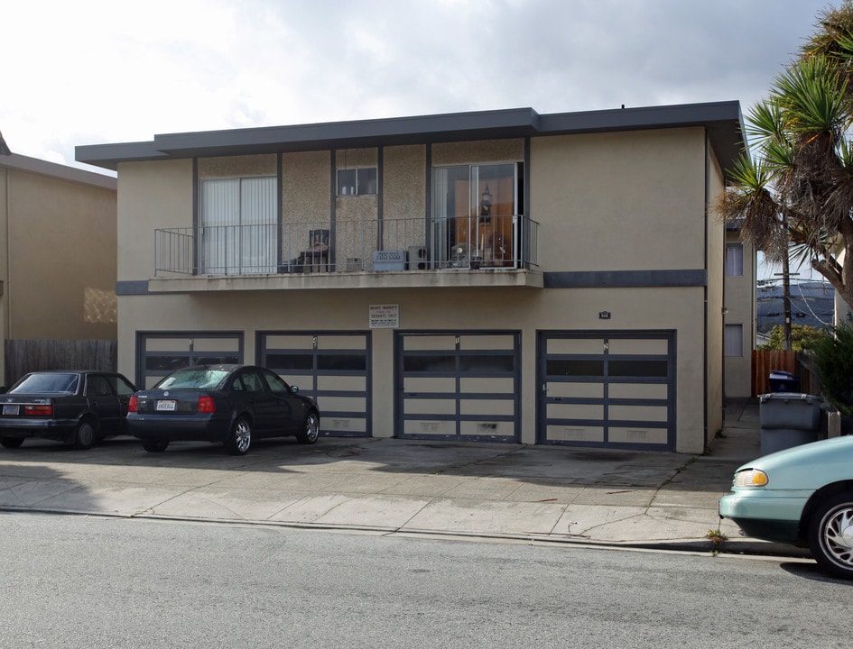 555 Commercial Ave in South San Francisco, CA - Building Photo