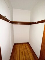 21 Pleasant St, Unit #3 in Boston, MA - Foto de edificio - Building Photo