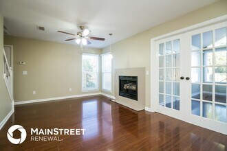 4296 Brackenwood Dr in Nashville, TN - Foto de edificio - Building Photo