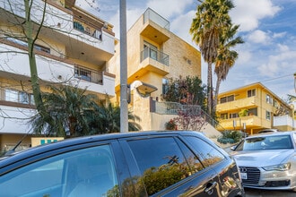 1415 Butler Ave in Los Angeles, CA - Building Photo - Building Photo