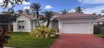 15761 SW 148th Terrace in Miami, FL - Building Photo