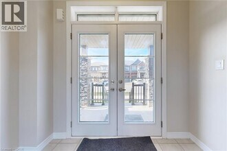 54 Lise Ln in Haldimand, ON - Building Photo - Building Photo