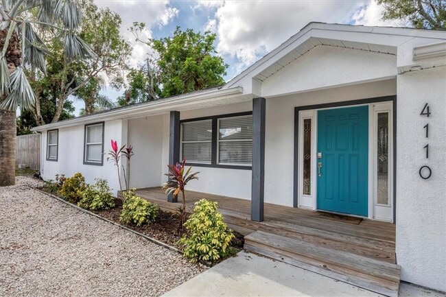 4110 Iola Dr in Sarasota, FL - Building Photo - Building Photo