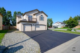 9100 Seal Point Cir in Anchorage, AK - Building Photo - Building Photo