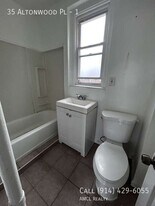 35 Altonwood Pl in Yonkers, NY - Building Photo