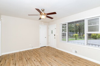 6281 Denny Ln SW in Mableton, GA - Building Photo - Building Photo