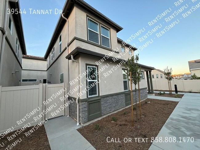 39544 Tannat Dr in Temecula, CA - Foto de edificio - Building Photo