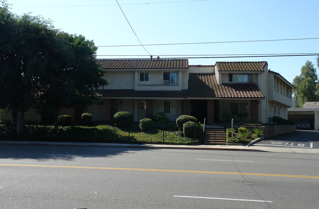 Oak Gardens Apartments in Thousand Oaks, CA - Foto de edificio