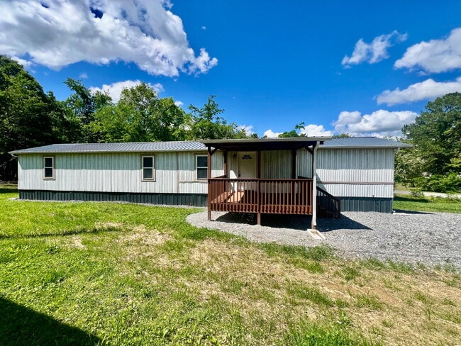 property at 1012 Ross Ln