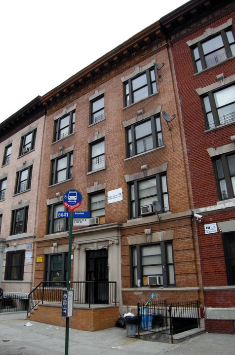 2412 Webster Ave in Bronx, NY - Building Photo