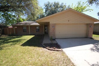 19707 Hunt Lake Ln in Houston, TX - Building Photo - Building Photo
