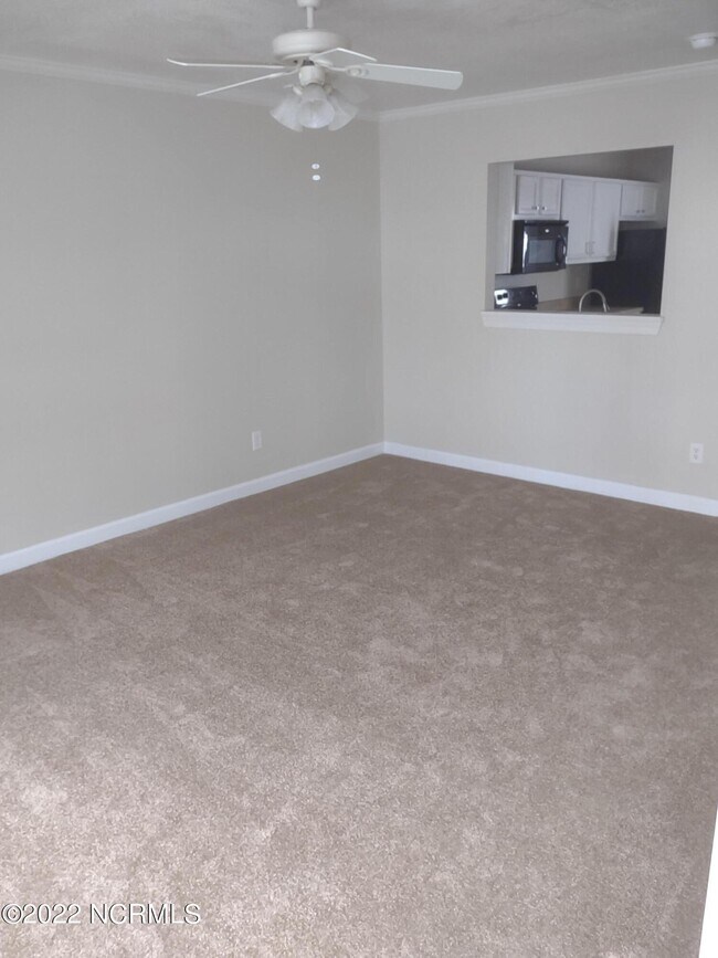 904 Springwood Dr photo'