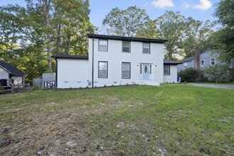 5704 Whippoorwill St in Durham, NC - Building Photo - Building Photo