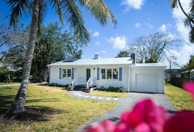 4228 SE Bayview St in Stuart, FL - Building Photo - Building Photo