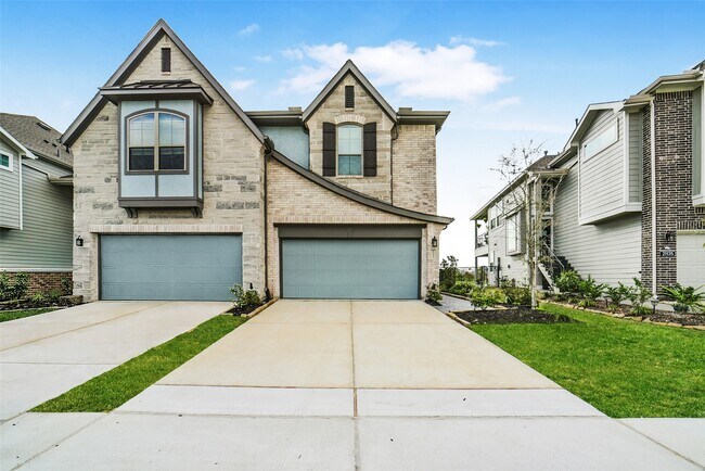 property at 21131 Medina River Dr